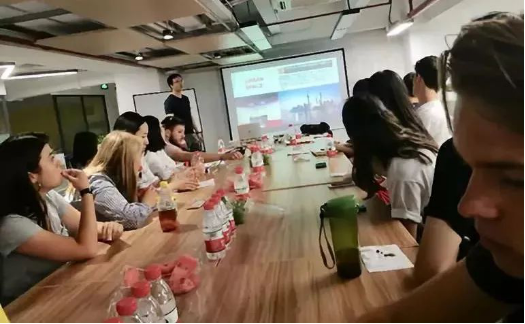 國際交流|來自荷蘭古老學(xué)府的學(xué)術(shù)問候 國際交流|來自荷蘭古老學(xué)府的學(xué)術(shù)問候