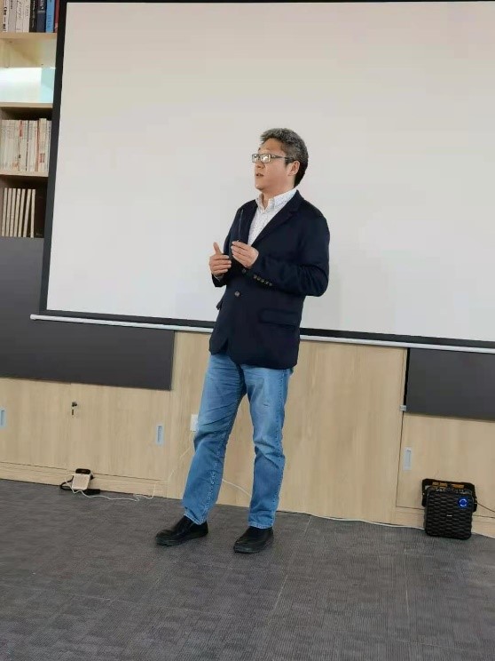 “空間論道”牛年開講了 “空間論道”牛年開講了